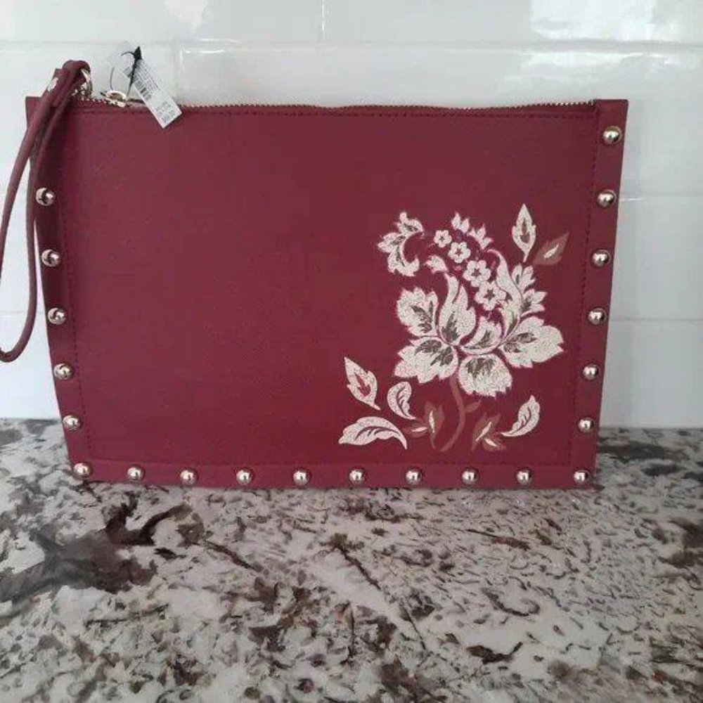 White House Black Market NWT Studded Floral $69 Large Wristlet Clutch Case Purse